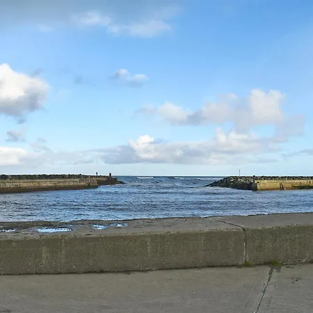 Bosuns Rest - 16265 * Staithes