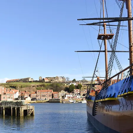 Bosuns Rest - 16265 Staithes
