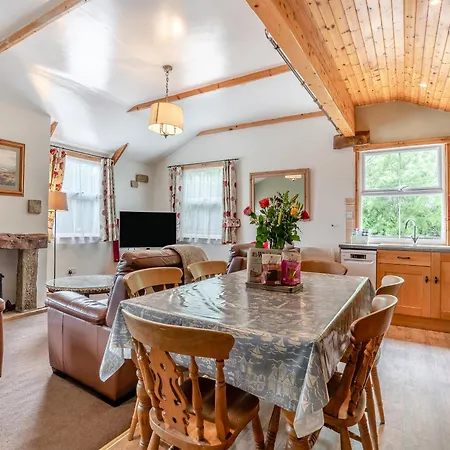 Bosuns Rest - 16265 * Staithes