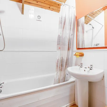 Casa de Férias Bosuns Rest - 16265 *